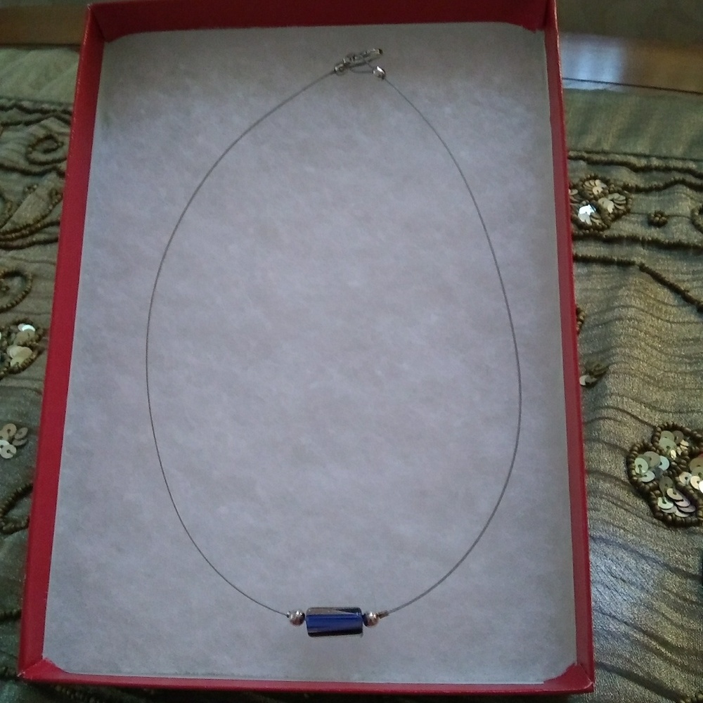NWOT Single Bead Necklace